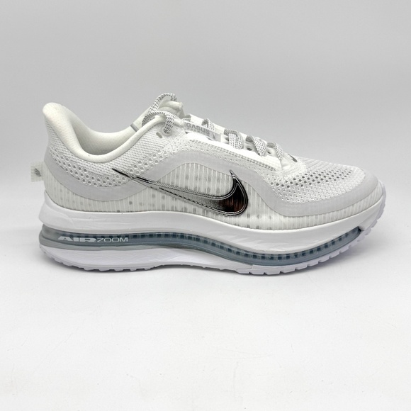 Nike Pegasus Premium White Metallic Silver Sz 7 M / 8.5 W New Running HQ2592-102 - Picture 1 of 11